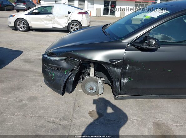 7SAYGDED2TF379786 2026 TESLA MODEL Y Черный Вид спереди