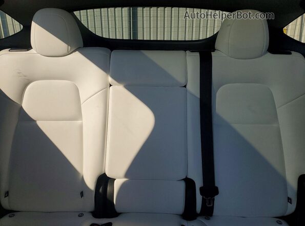 7SAYGDED3RF205654 2024 TESLA MODEL Серый Вид задних сидений