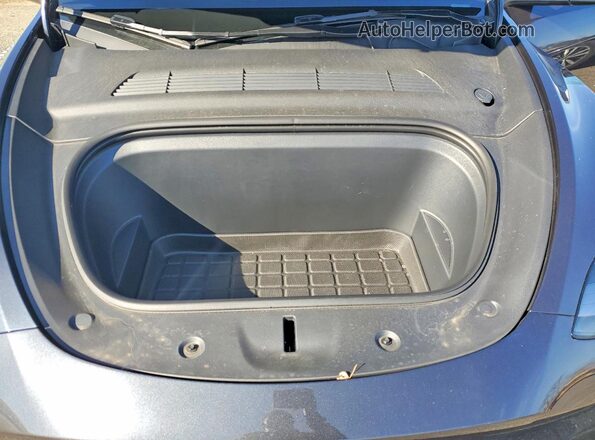7SAYGDED3RF205654 2024 TESLA MODEL Серый Вид подкапотного пространства