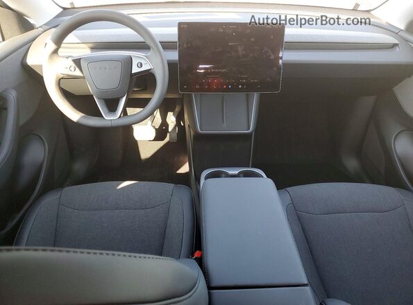 7SAYGDED3TA590847 2026 TESLA MODEL Черный Вид панели приборов