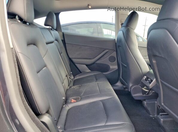 7SAYGDED5SF249158 2025 TESLA MODEL Y Gray Widok komory silnika