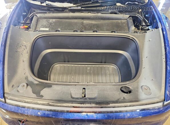 7SAYGDED5TF423926 2026 TESLA MODEL Blue უკანა სალონის ხედი