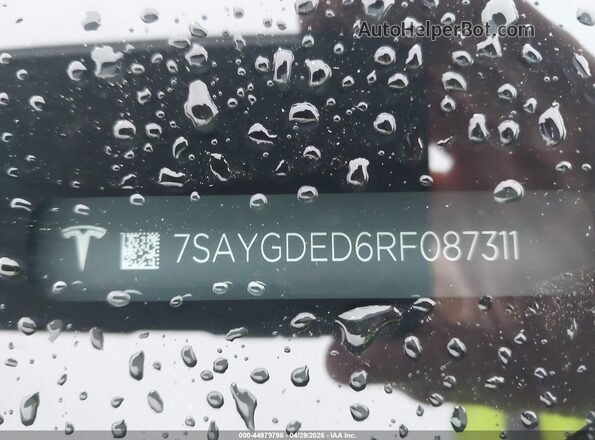 7SAYGDED6RF087311 2024 TESLA MODEL Y Black Widok komory silnika