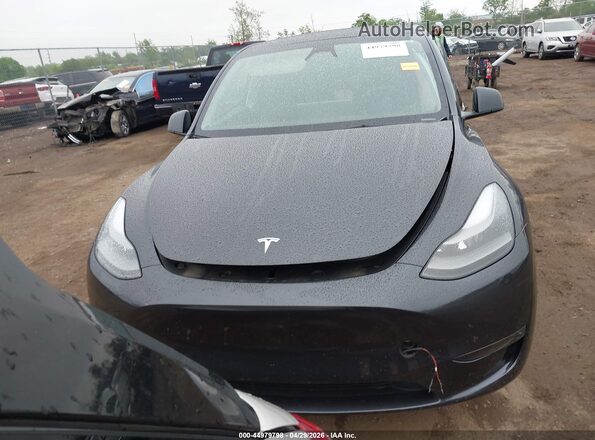 7SAYGDED6RF087311 2024 TESLA MODEL Y Black Widok zestawu wskaźników