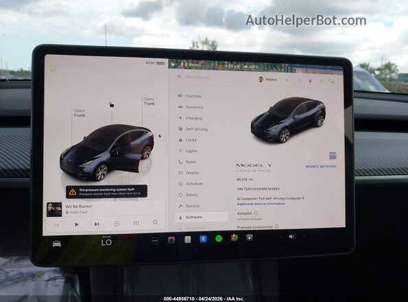 7SAYGDED8RF164955 2024 TESLA MODEL Y Gray 