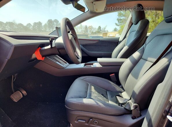 7SAYGDED9TA430293 2026 TESLA MODEL Silver Vista interior delantera