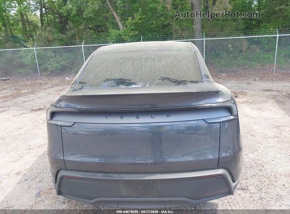 7SAYGDED9TA475718 2026 TESLA MODEL Y Gray 