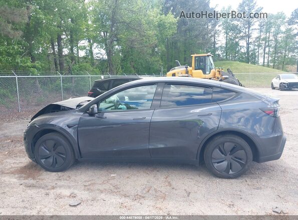 7SAYGDED9TA475718 2026 TESLA MODEL Y Gray Вид задньої частини салону