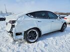 2024 Tesla Model Y White vin: 7SAYGDEDXRF186701
