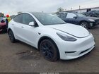 2025 Tesla Model Y Long Range Dual Motor Rear-wheel Drive Белый vin: 7SAYGDEDXSA374010
