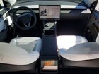 2026 Tesla Model Y Silver vin: 7SAYGDEDXTA598282