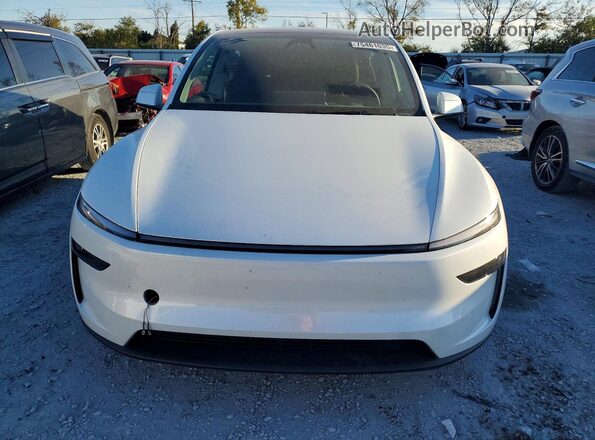 7SAYGDEE0TA587848 2026 TESLA MODEL White Front view