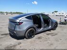 2026 Tesla Model Y All-wheel Drive/long Range Launch Series/premium All-wheel Drive Черный vin: 7SAYGDEE0TA590684