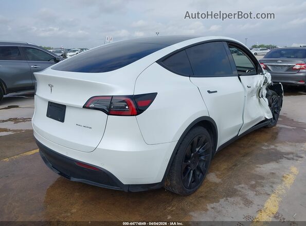 7SAYGDEE1NA011043 2022 TESLA MODEL Y Белый Задняя правая четверть