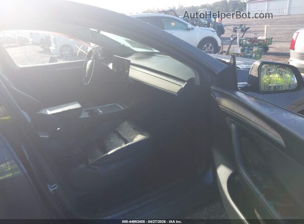 7SAYGDEE1PA107919 2023 TESLA MODEL Y Gray Vista interior delantera