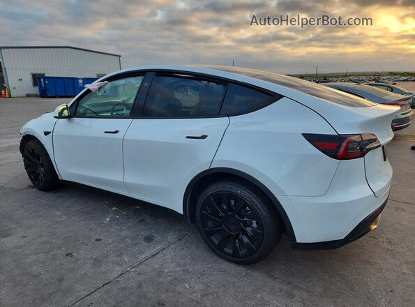 7SAYGDEE1RA272906 2024 TESLA MODEL White Tył lewy