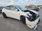 2024 Tesla Model Y White vin: 7SAYGDEE1RA272906