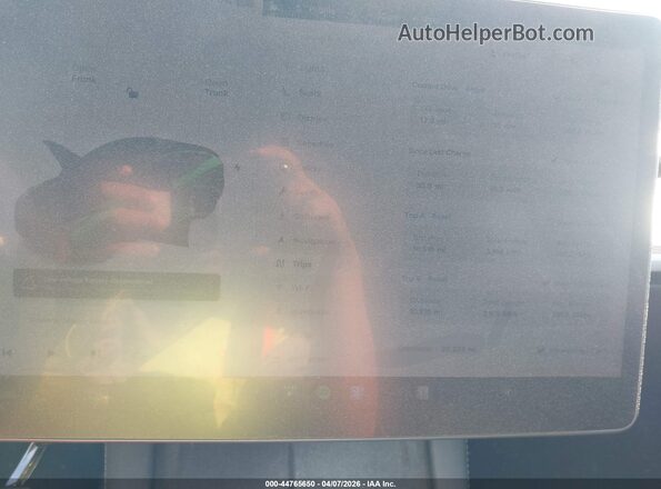 7SAYGDEE1RA279810 2024 TESLA MODEL Y Black Հետևի նստատեղերի տեսք