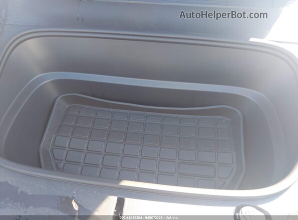 7SAYGDEE1TF430073 2026 TESLA MODEL Y Gray Vista trasera