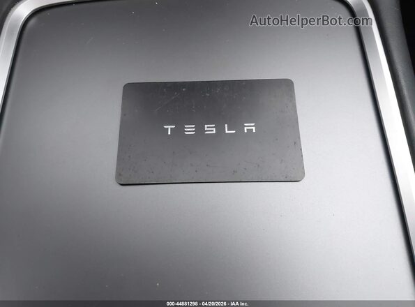 7SAYGDEE2NF320152 2022 TESLA MODEL Y Blue Vista del salpicadero