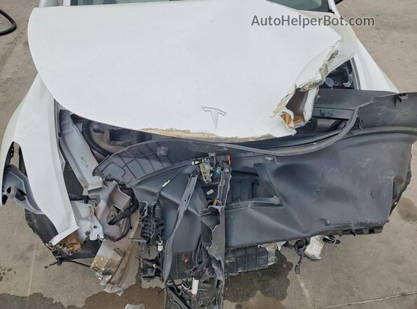 7SAYGDEE2NF331751 2022 TESLA MODEL White Vista interior trasera