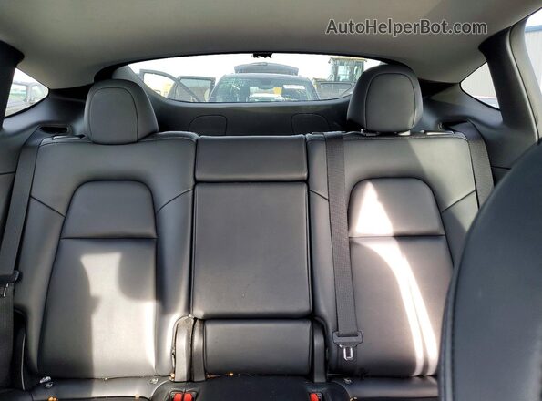 7SAYGDEE2NF394848 2022 TESLA MODEL Gray უკანა სავარძლების ხედი