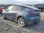 2022 Tesla Model Y Gray vin: 7SAYGDEE2NF394848