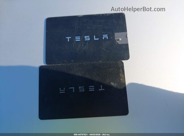 7SAYGDEE2PA056849 2023 TESLA MODEL Y Black Առջևի վահանակի տեսք