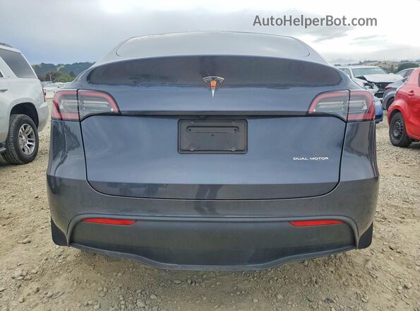 7SAYGDEE2PF816474 2023 TESLA MODEL Gray Vista trasera