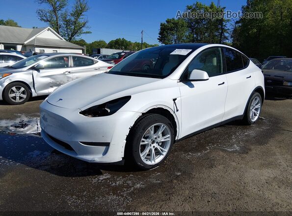 7SAYGDEE2PF839690 2023 TESLA MODEL Y White Front left