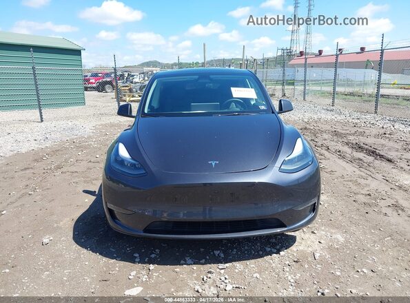 7SAYGDEE2RF195076 2024 TESLA MODEL Y Gray ხელსაწყოთა პანელის ხედი