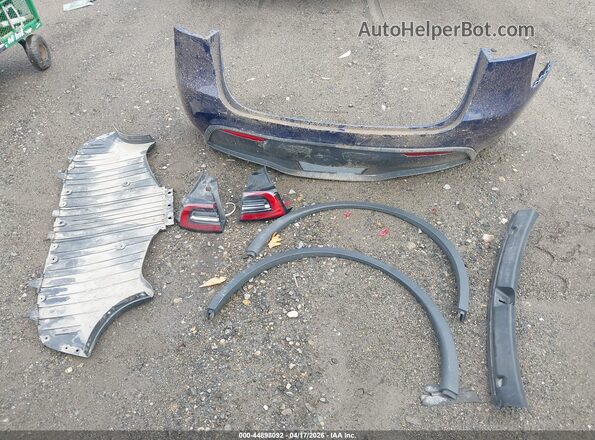 7SAYGDEE2RF199855 2024 TESLA MODEL Y Blue Widok zestawu wskaźników