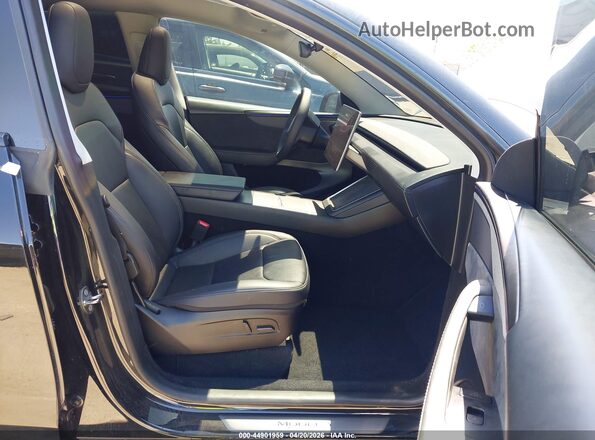 7SAYGDEE2TF353178 2026 TESLA MODEL Y Black Vista interior delantera
