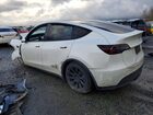 2022 Tesla Model Y White vin: 7SAYGDEE3NF360918