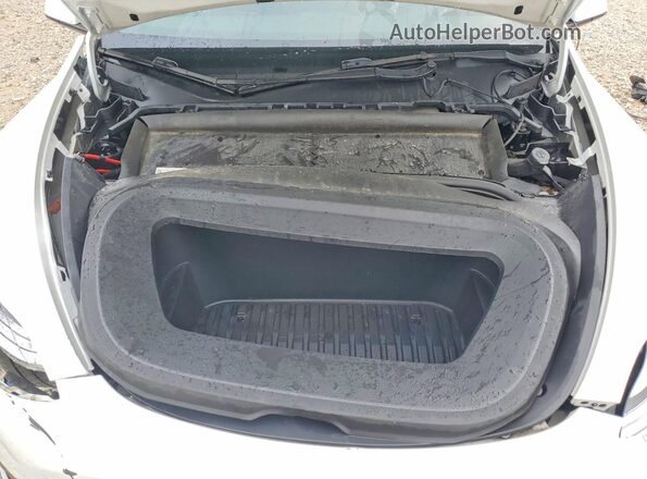 7SAYGDEE3PF601847 2023 TESLA MODEL White Vista del compartimento del motor
