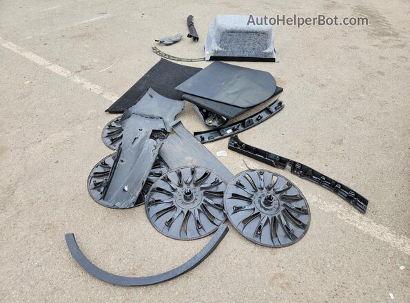 7SAYGDEE3PF842274 2023 TESLA MODEL Charcoal VIN կոդի պիտակի տեսք