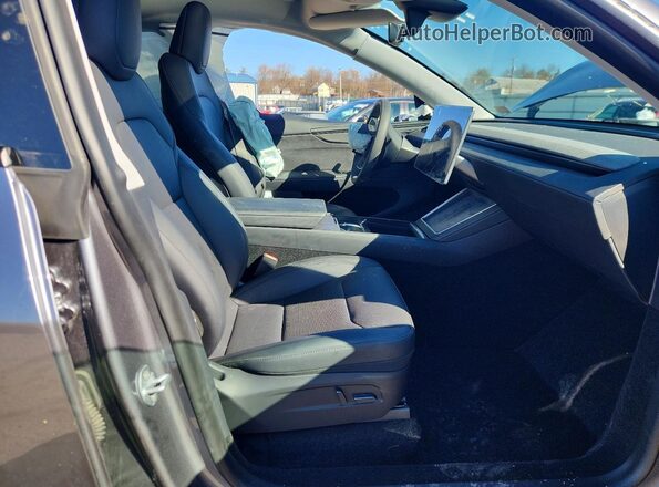 7SAYGDEE3TA411571 2026 TESLA MODEL Gray Вид салону спереду