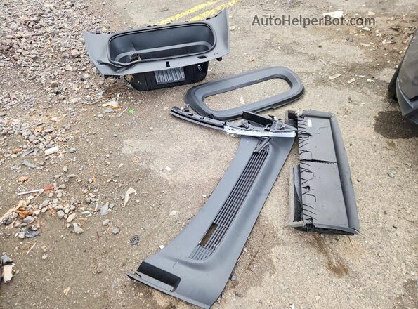 7SAYGDEE3TA440357 2026 TESLA MODEL Gray Շարժիչի բաժամունքի տեսք