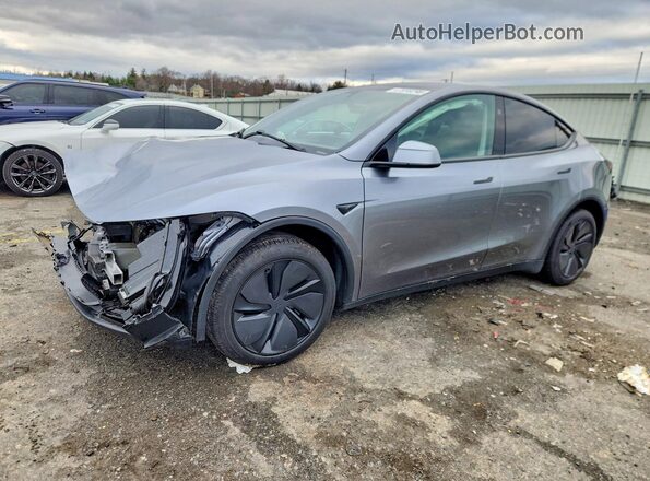 7SAYGDEE3TA440357 2026 TESLA MODEL Gray Առջևի ձախ երեք քառորդ տեսարան