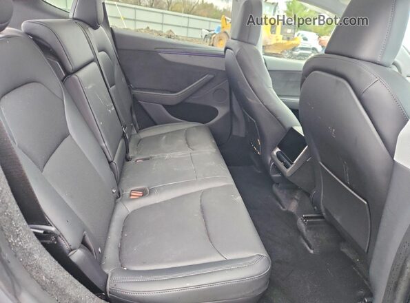 7SAYGDEE3TA440357 2026 TESLA MODEL Gray Հետևի նստատեղերի տեսք