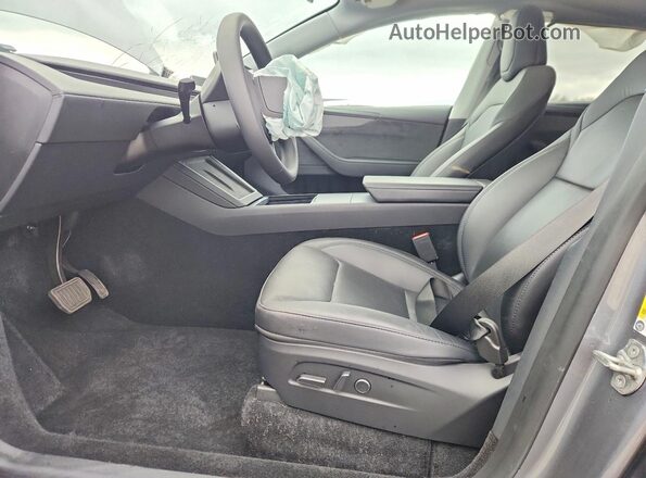 7SAYGDEE3TA440357 2026 TESLA MODEL Gray Սալոնի դիմացի տեսք