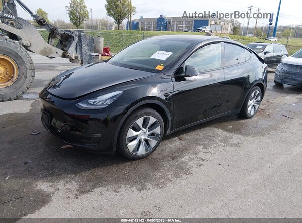 7SAYGDEE4NF315759 2022 TESLA MODEL Y Black Առջևի ձախ երեք քառորդ տեսարան