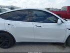 2022 Tesla Model Y Long Range Dual Motor All-wheel Drive White vin: 7SAYGDEE5NF339746