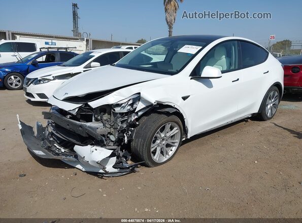 7SAYGDEE5PA129373 2023 TESLA MODEL Y White Vista tres cuartos delantera izquierda
