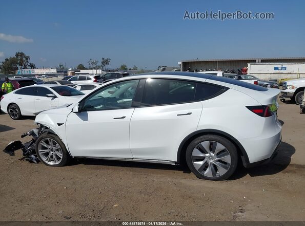 7SAYGDEE5PA129373 2023 TESLA MODEL Y White Vista interior de 360 grados