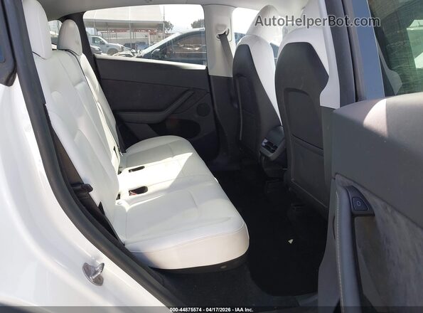 7SAYGDEE5PA129373 2023 TESLA MODEL Y White Vista de la etiqueta del VIN