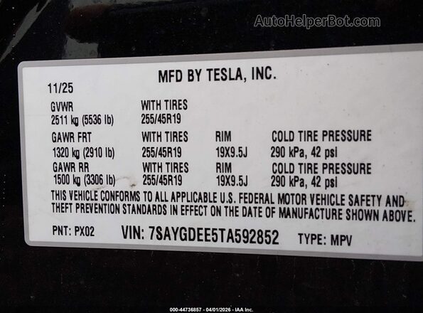 7SAYGDEE5TA592852 2026 TESLA MODEL Y Black ძრავის განყოფილების ხედი