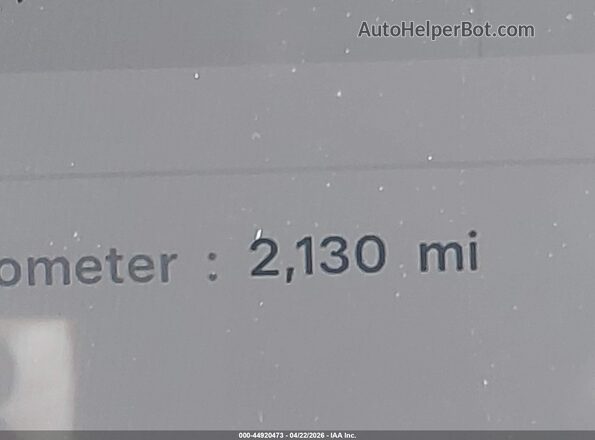 7SAYGDEE5TA634274 2026 TESLA MODEL Y Синий Панорамный вид салона 360°