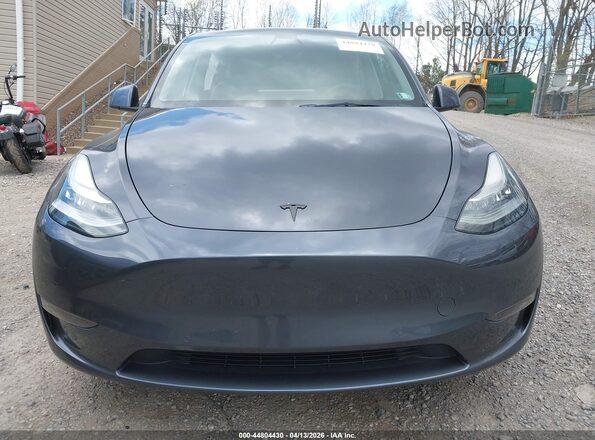 7SAYGDEE6NF379379 2022 TESLA MODEL Y Gray Вид задньої частини салону