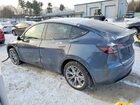 2022 Tesla Model Y Gray vin: 7SAYGDEE6NF446904 2022 Tesla Model Y Gray vin: 7SAYGDEE6NF446904